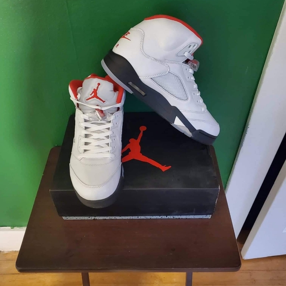 Shoe - Picture 5 of 5